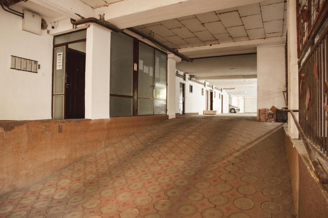 Studio5, Sa Parkingom, Centar Obrenovca Obrenovac  Buitenkant foto