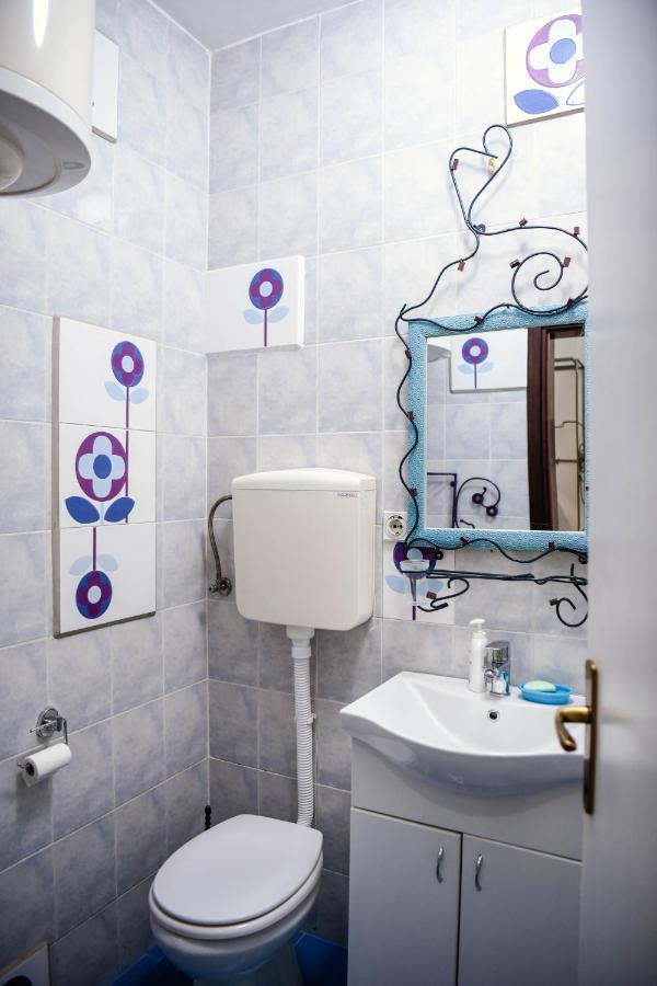 Studio5, Sa Parkingom, Centar Obrenovca Obrenovac  Buitenkant foto