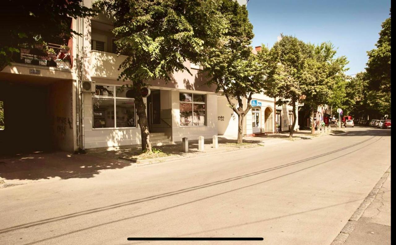 Studio5, Sa Parkingom, Centar Obrenovca Obrenovac  Buitenkant foto