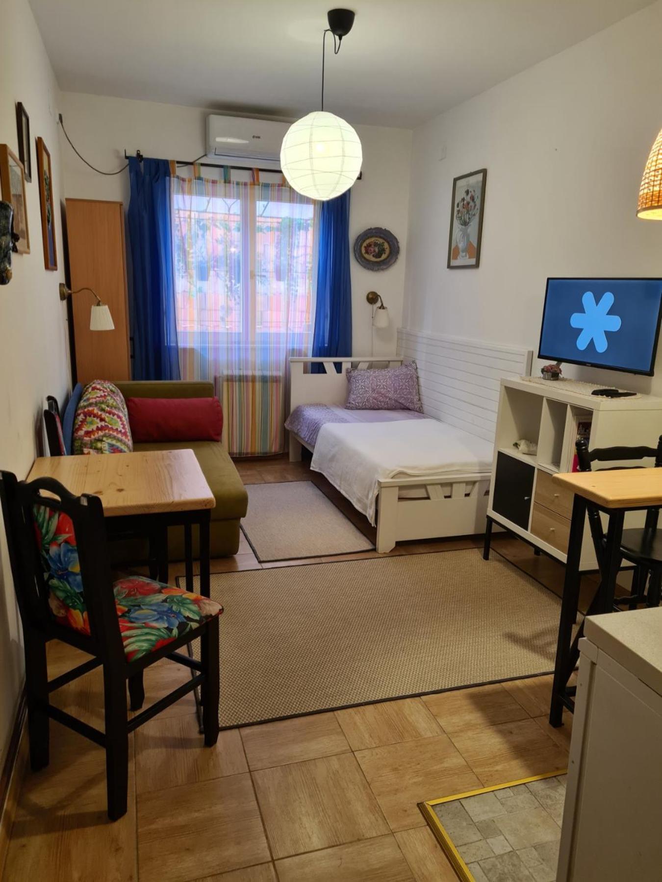 Studio5, Sa Parkingom, Centar Obrenovca Obrenovac  Buitenkant foto